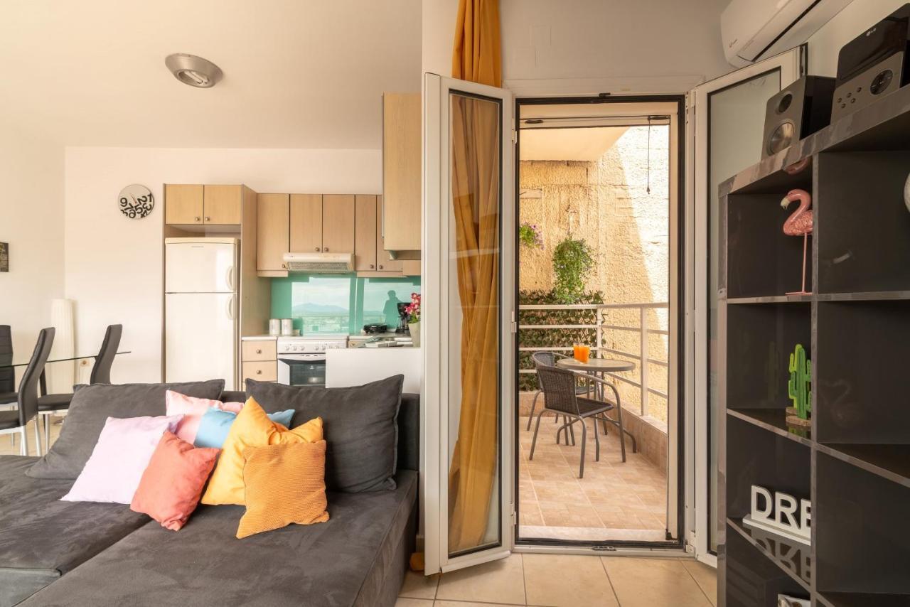 Penthouse Apartment In Downtown With Seaview 伊拉克利翁 外观 照片